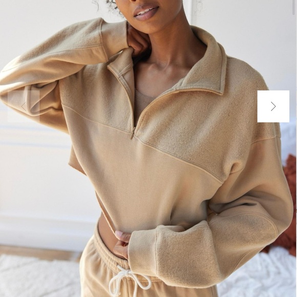 Out From Under Sherpa Quarter Zip - Picture 1 of 6
